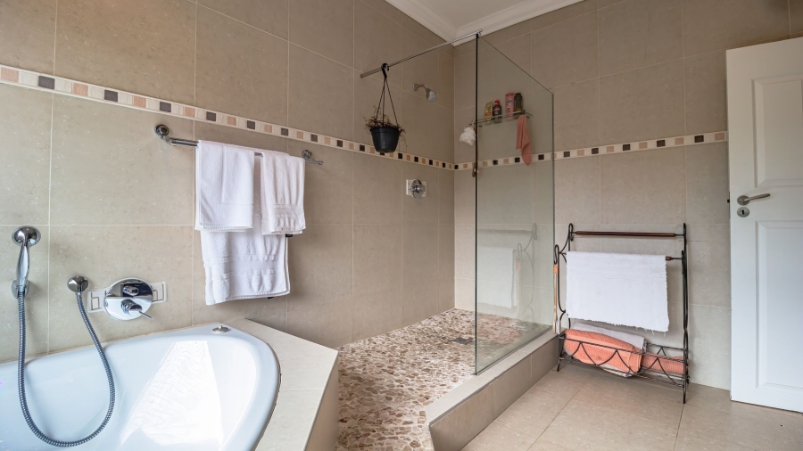 3 Bedroom Property for Sale in Olive Grove Western Cape